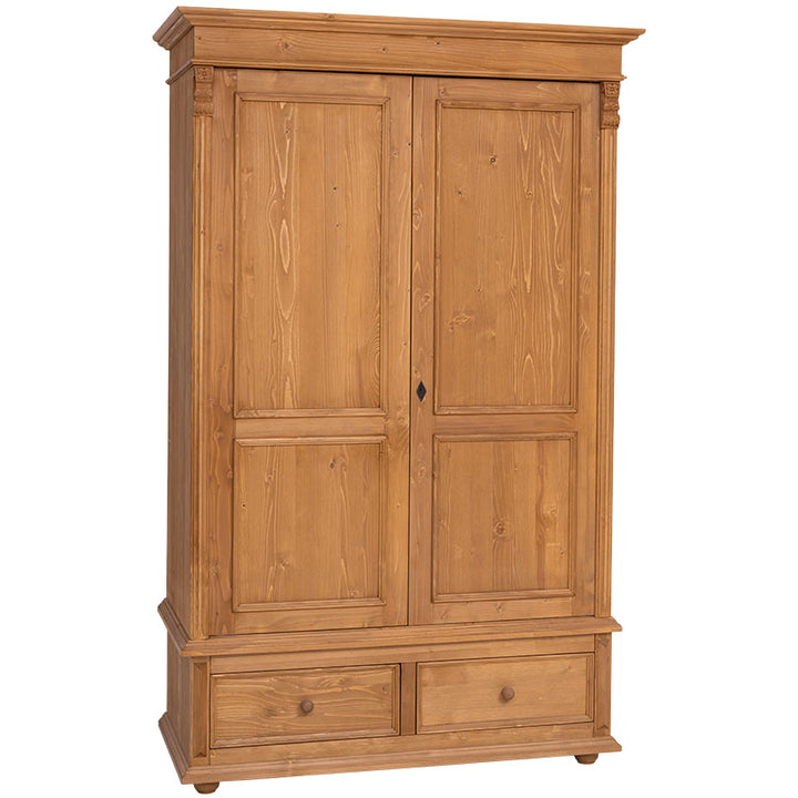 Armoire en pin massif GS105 finition ciré miel, vue trois-quarts avec deux portes et deux tiroirs.