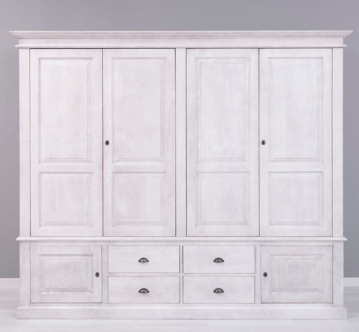 Armoire en pin massif à 6 portes et 4 tiroirs – vue de face