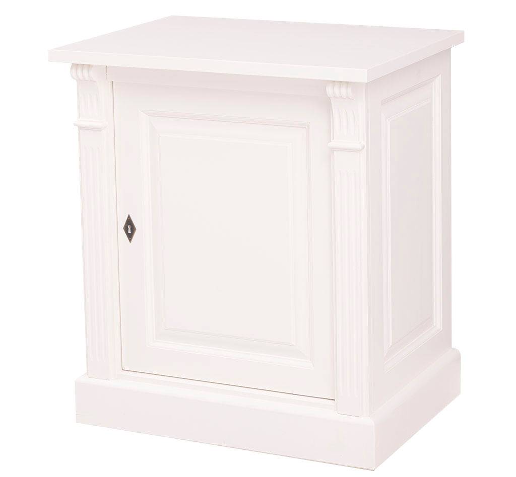 Buffet bas en pin massif 1 porte, vue trois-quarts droit
