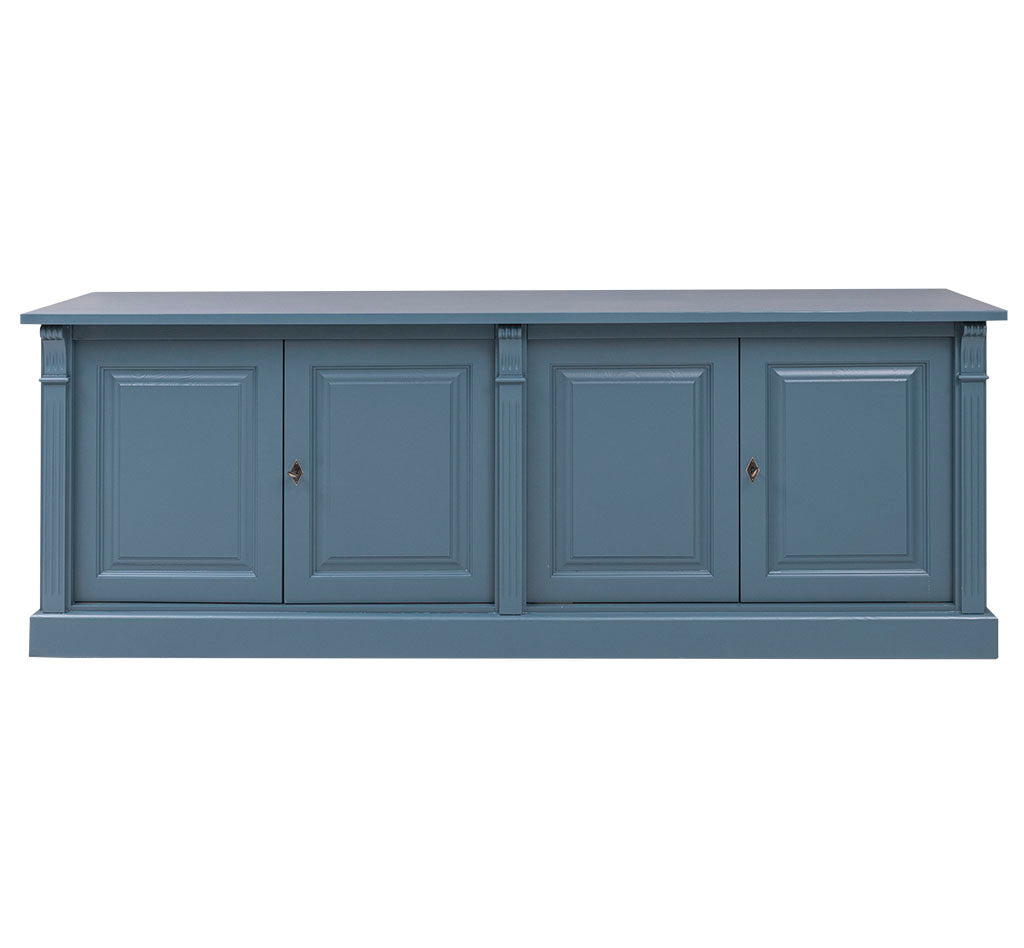 Buffet bas en pin massif 4 portes, exemple de finition bleue
