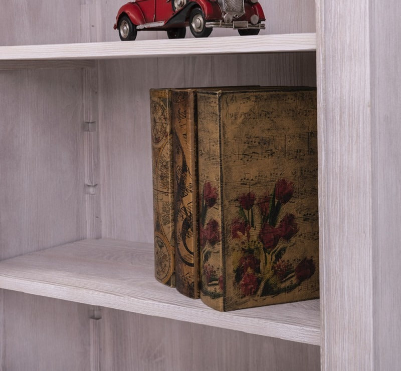 Détail des étagères réglables de la bibliothèque ouverte en pin massif GS119