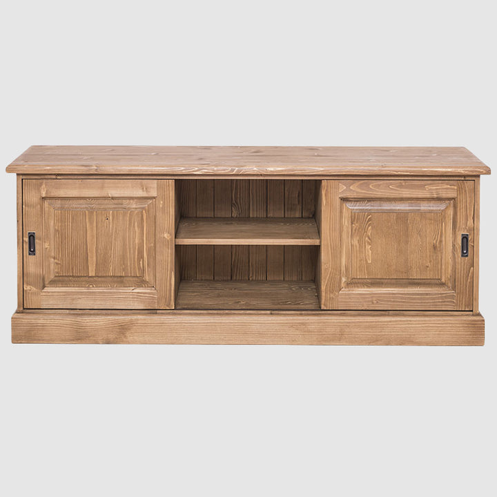 Meuble TV en pin massif finition bois naturel avec 2 portes coulissantes et niche centrale avec étagère.  