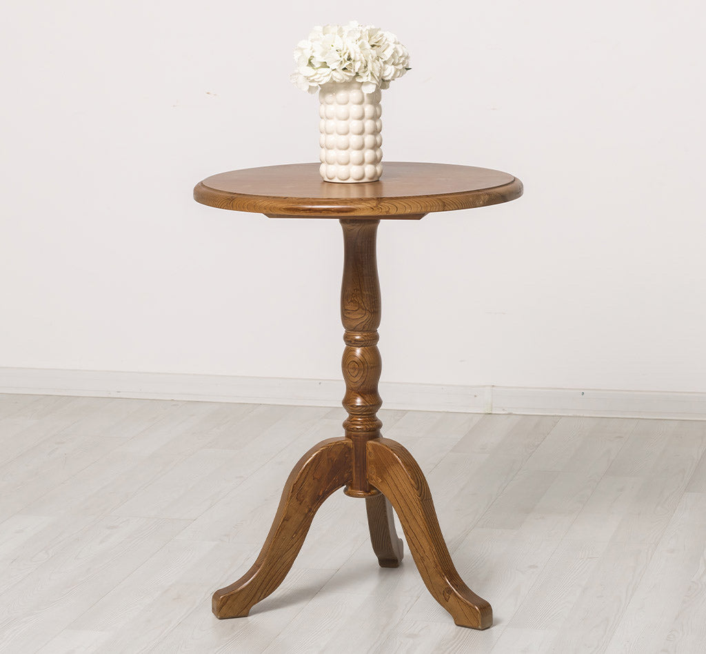 Guéridon en pin massif finition naturelle, diamètre 60 cm.