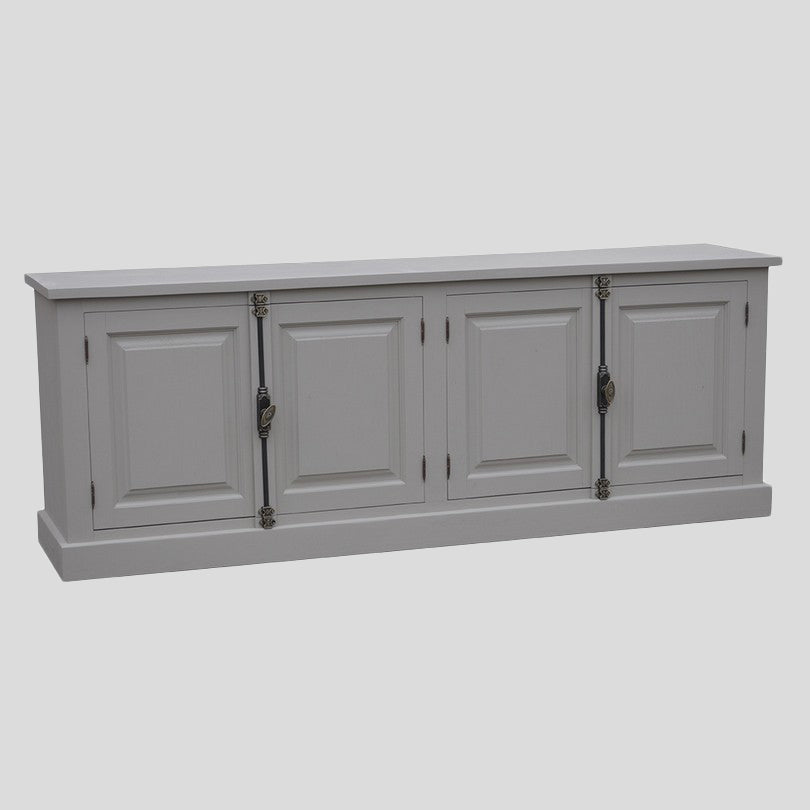 Buffet bas avec quatre portes pleines, vue de face, portes fermees