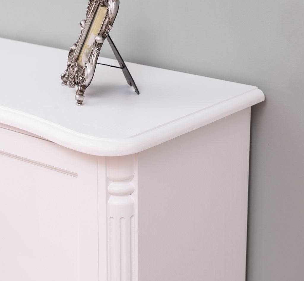 Détail plateau supérieur buffet 158 cm en pin massif