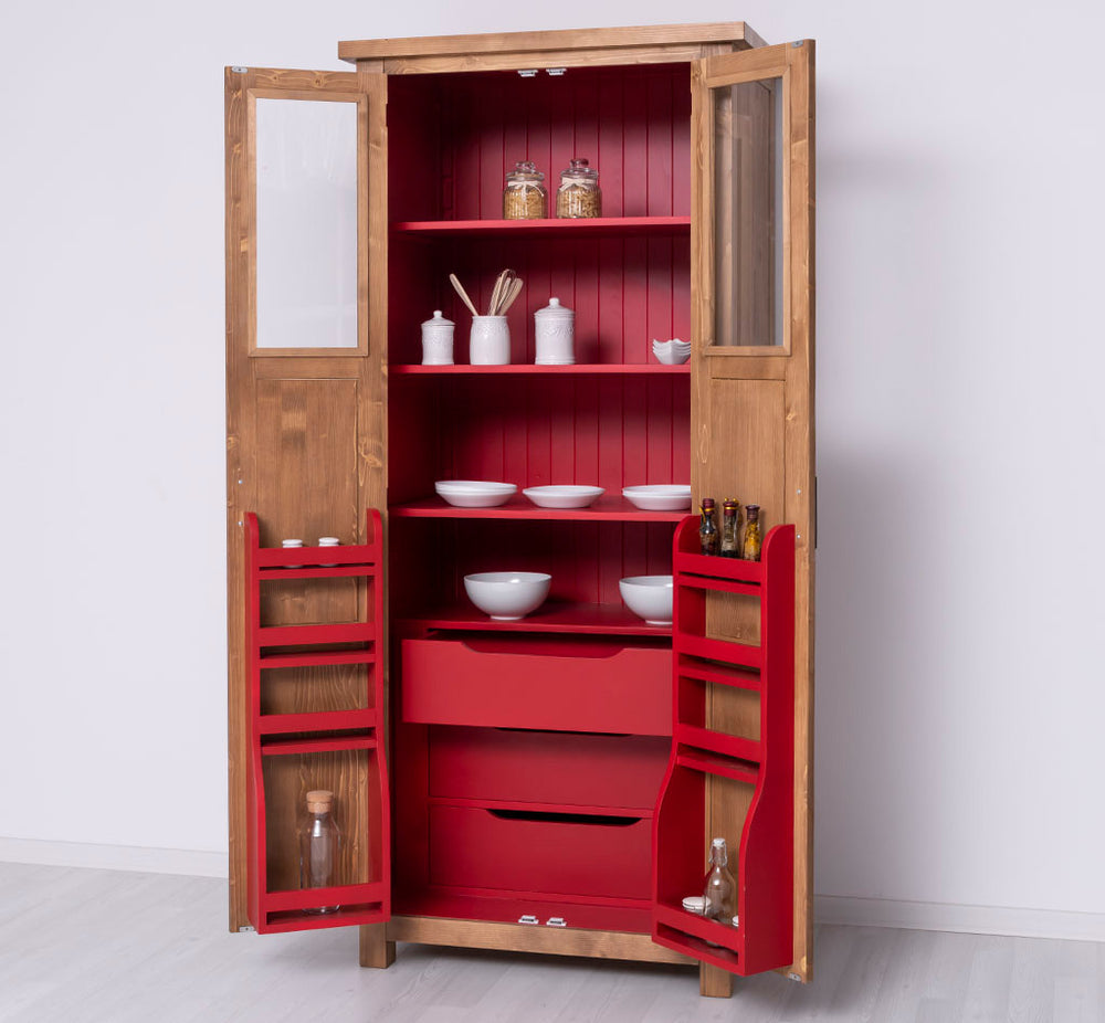 Colonne de cuisine garde-manger en pin massif avec portes ouvertes montrant les étagères et tiroirs.