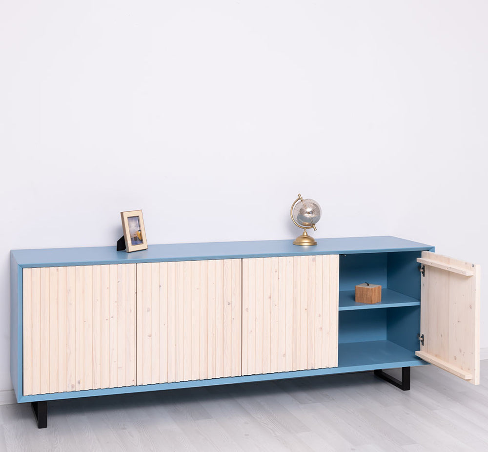 Buffet 4 portes 214 cm en pin massif et MDF, structure Bleu Ciel P053 et portes Huilé blanchi P095