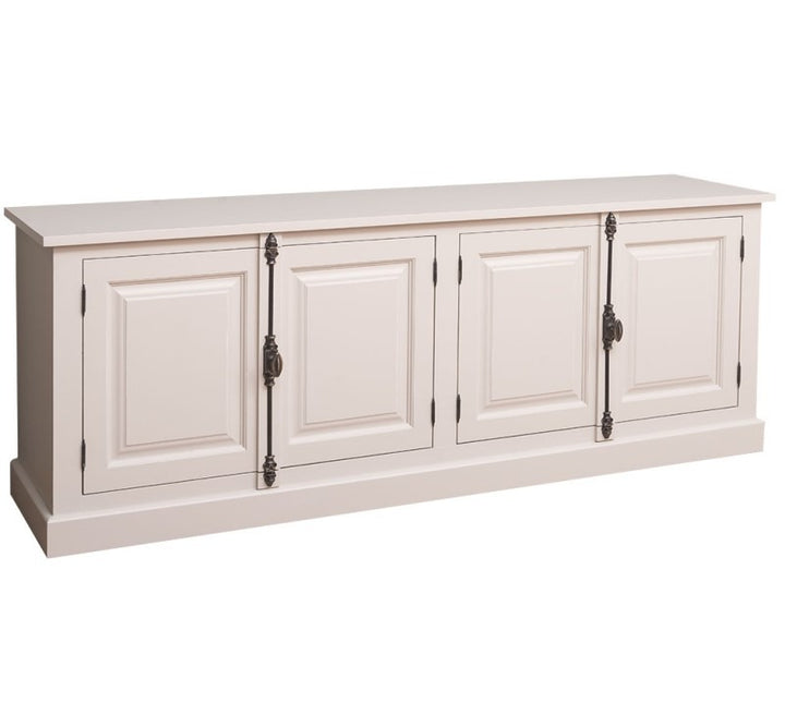 Buffet en pin massif à quatre portes avec crémones décoratives, vue de face
