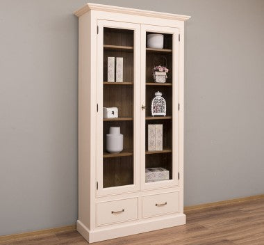 Vitrine en pin massif GS359 présentée de biais
