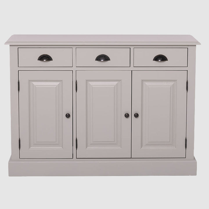 Buffet en pin massif avec 3 portes et 3 tiroirs, largeur 120 cm.