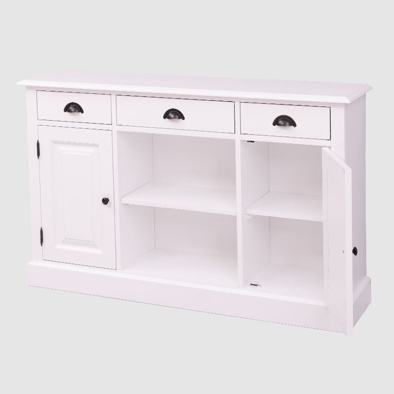 Buffet en pin massif avec 2 portes, 3 tiroirs et niche ouverte.