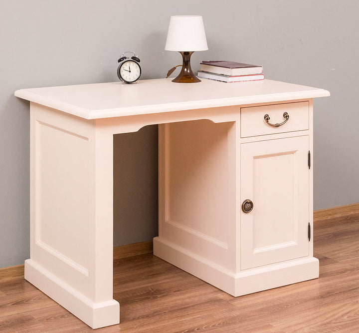 Bureau en pin massif avec 1 tiroir et 1 porte.