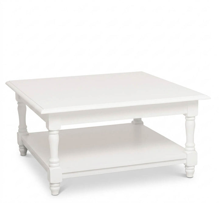 Table basse en pin massif vue de trois quarts avec plateau inférieur — Le Grenier Campagnard
