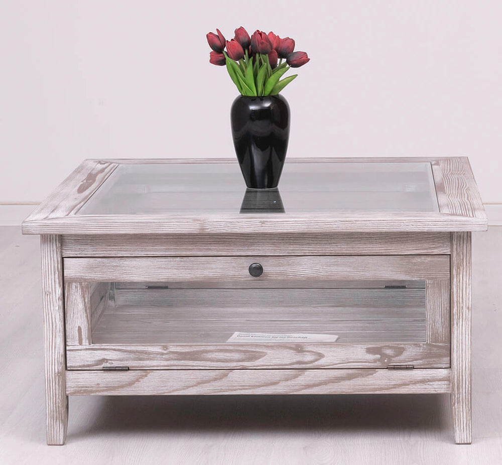 Table basse en pin massif avec plateau en verre et porte vitrée — Le Grenier Campagnard