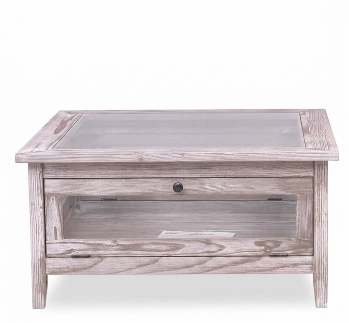 Table basse en pin massif avec vitrines latérales ouvertes — Le Grenier Campagnard
