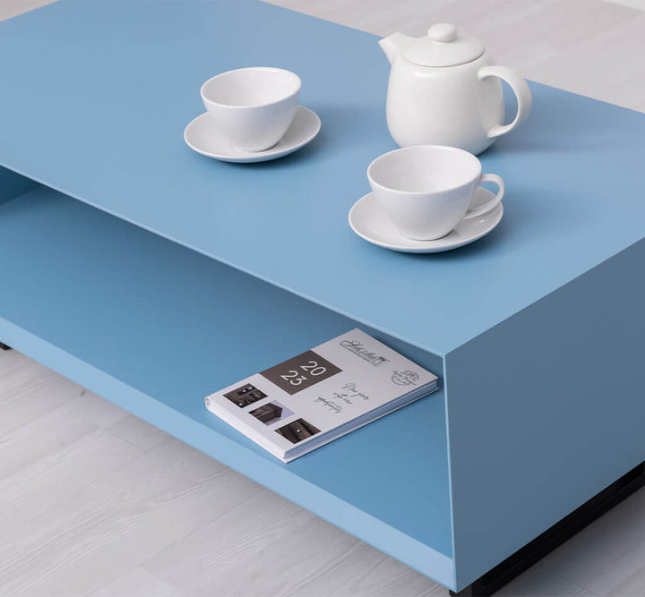detail du grain de bois naturel sur une table basse pin massif
