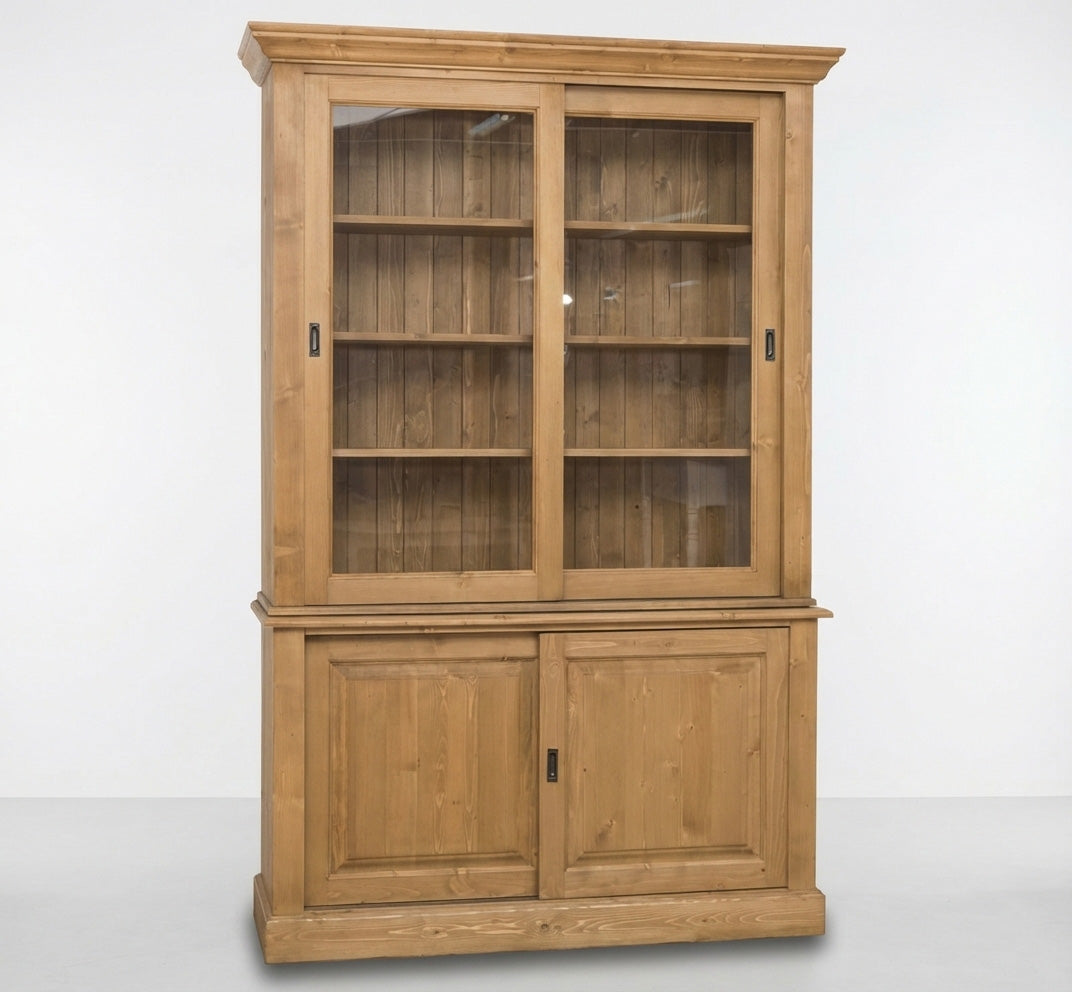 Vaisselier en pin massif avec portes coulissantes vitrées et partie basse à portes pleines